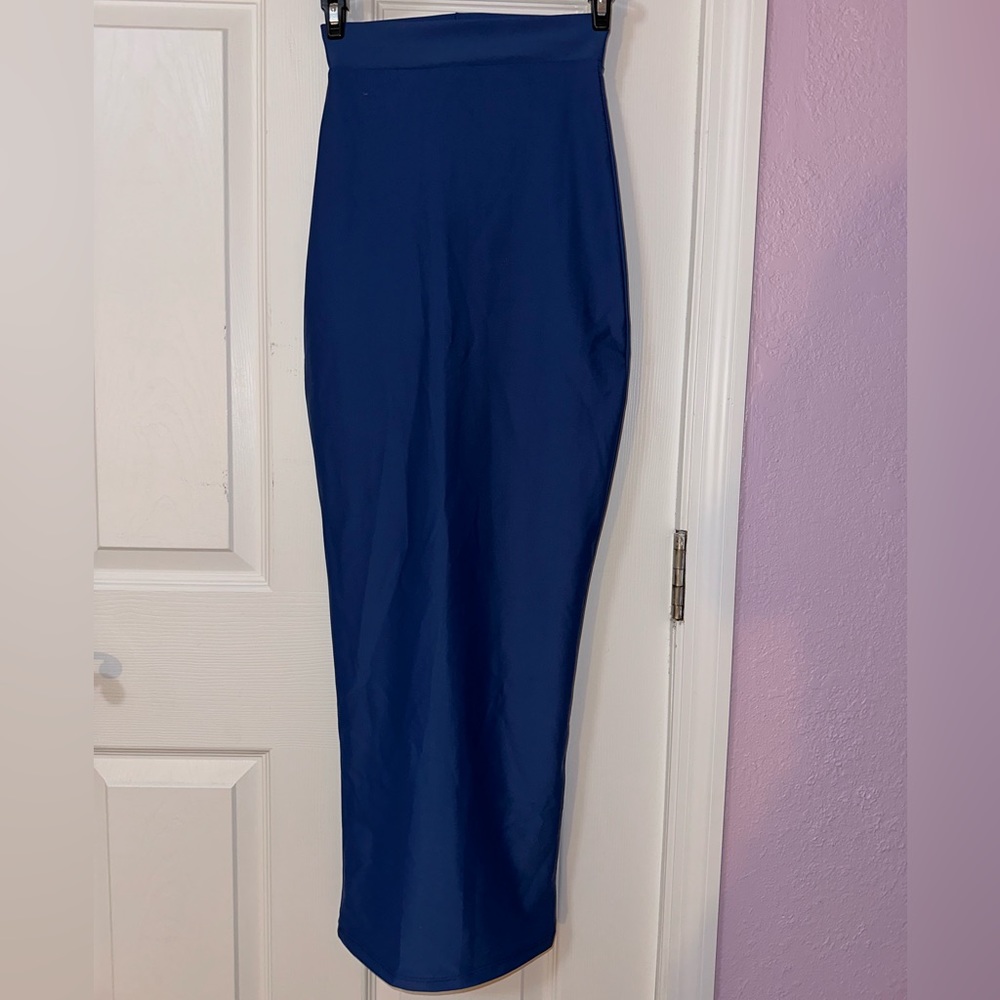 Body con pencil skirt